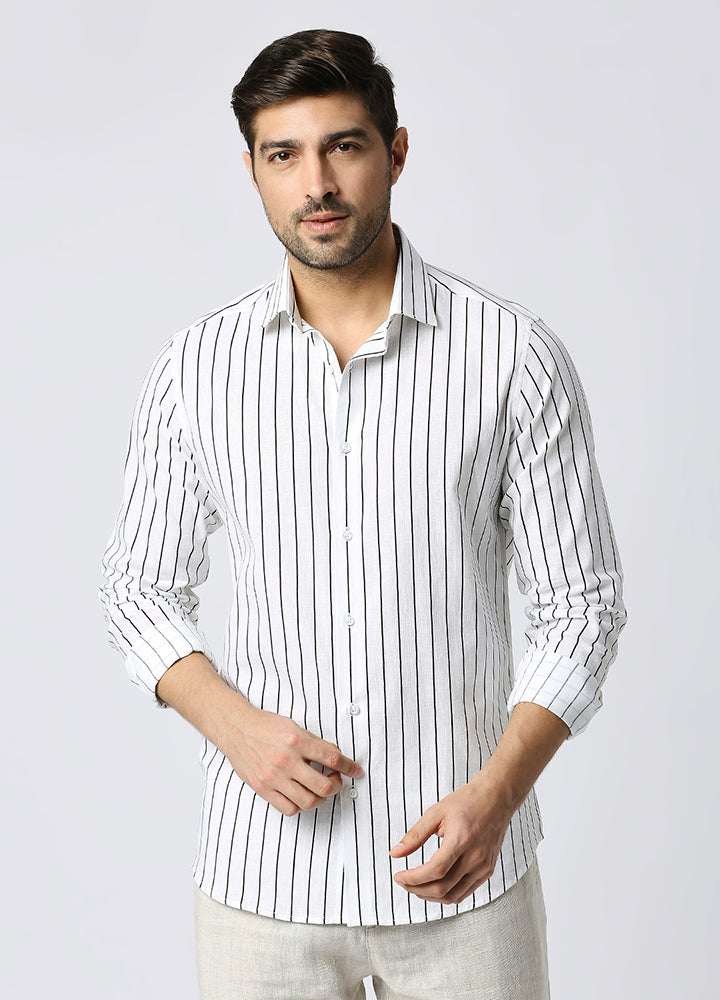 Cutaway collar stripe shirt Navy