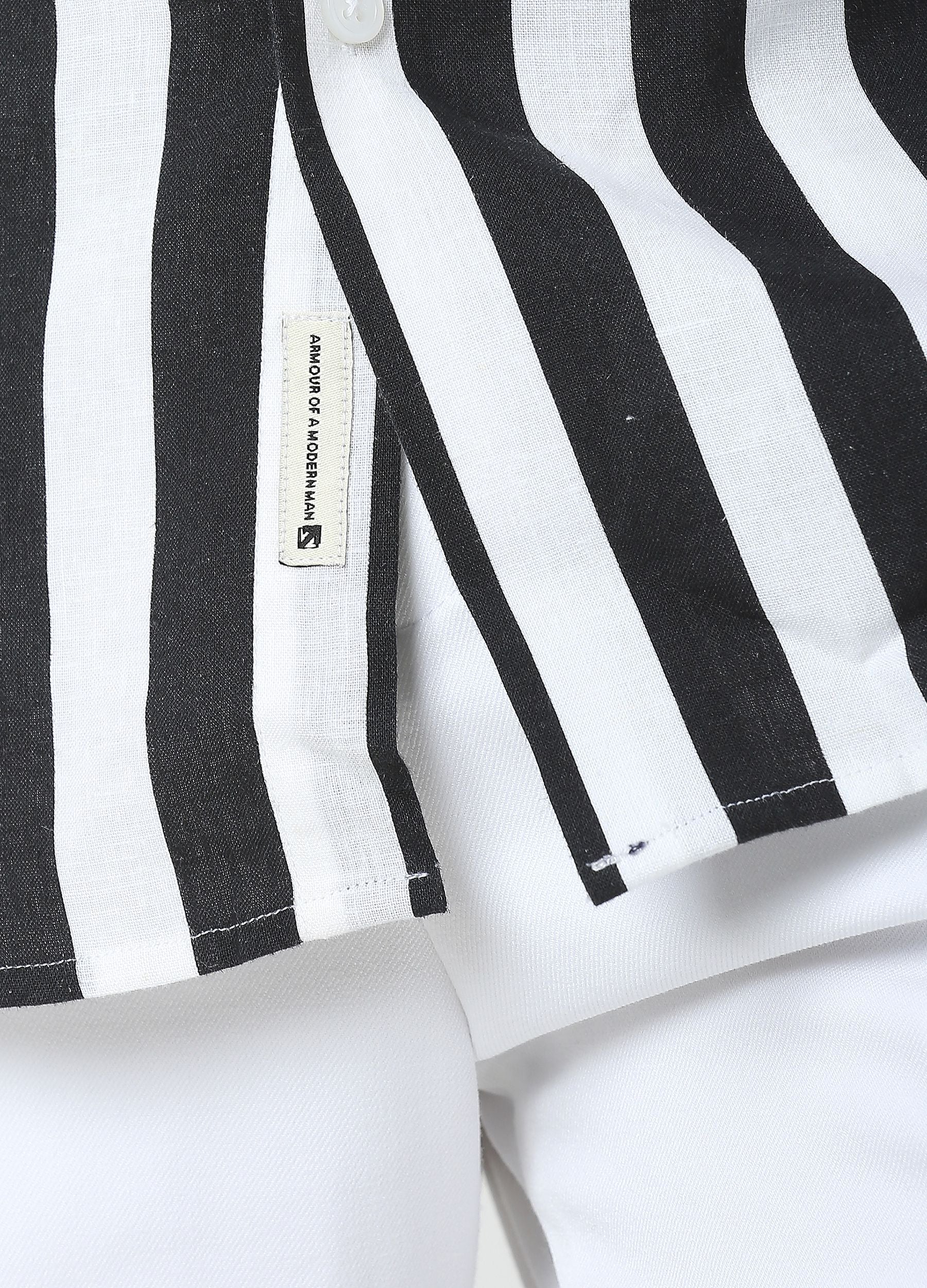 Cutaway Collar Stripe Shirt - Black