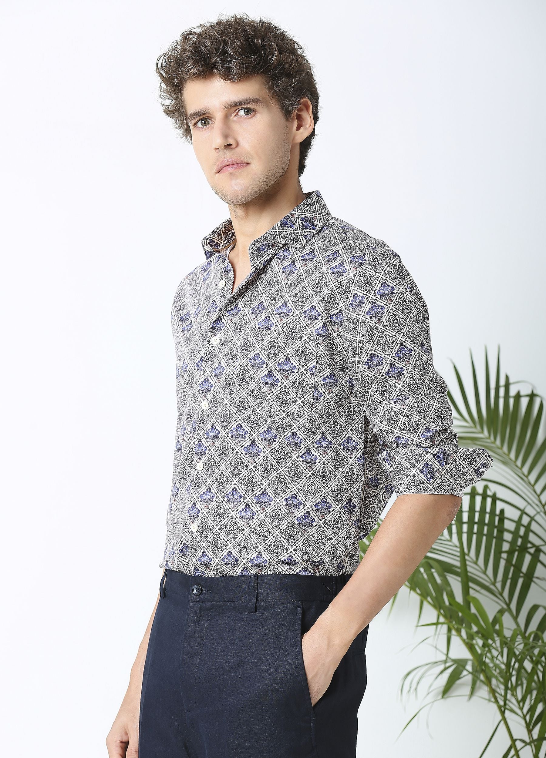Topio: Satin Window Damask Print Shirt - Off White