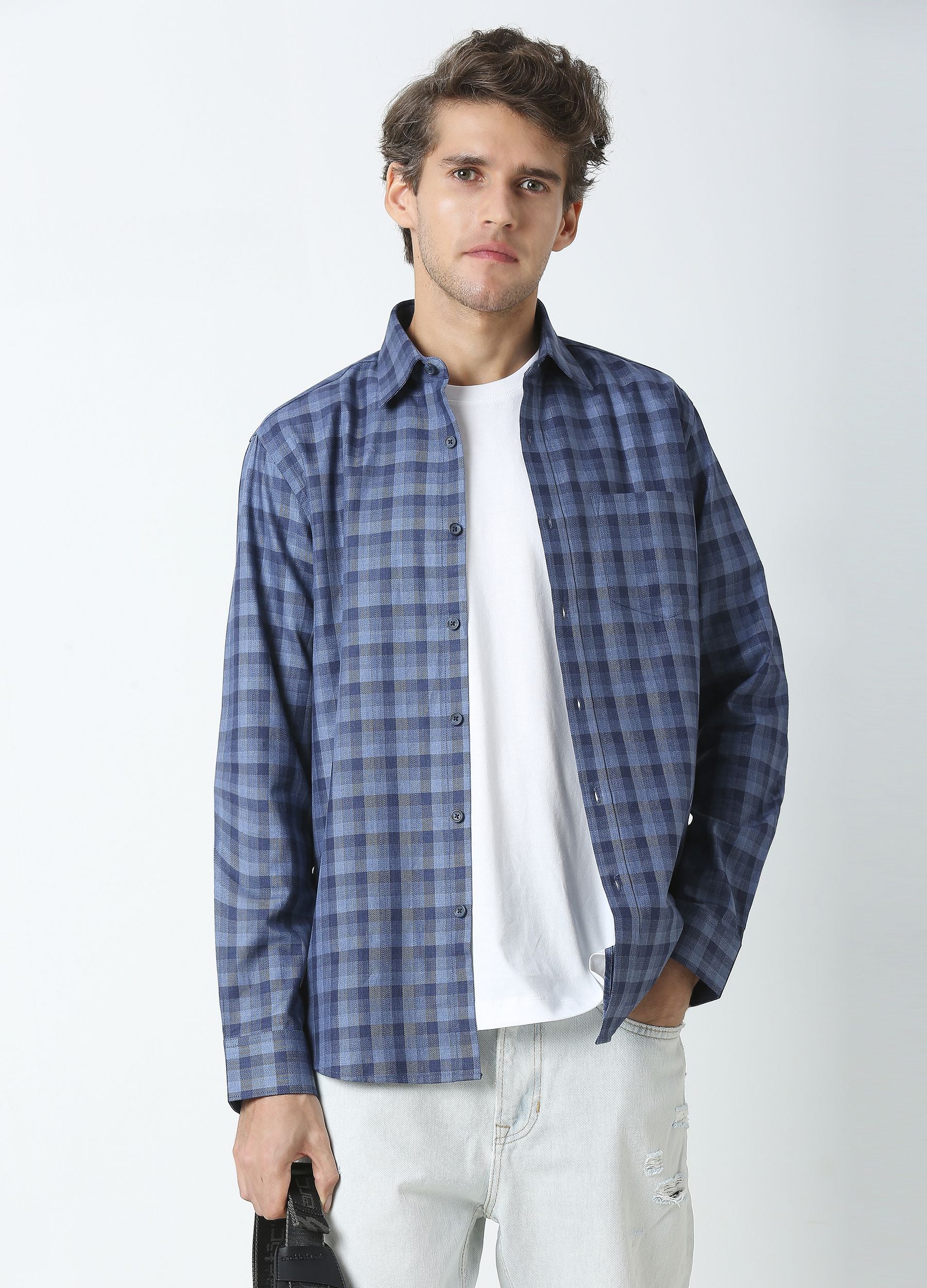 Casual Point Collar Giza Cotton Herringbone Melange Checks Shirt - Cobalt Blue