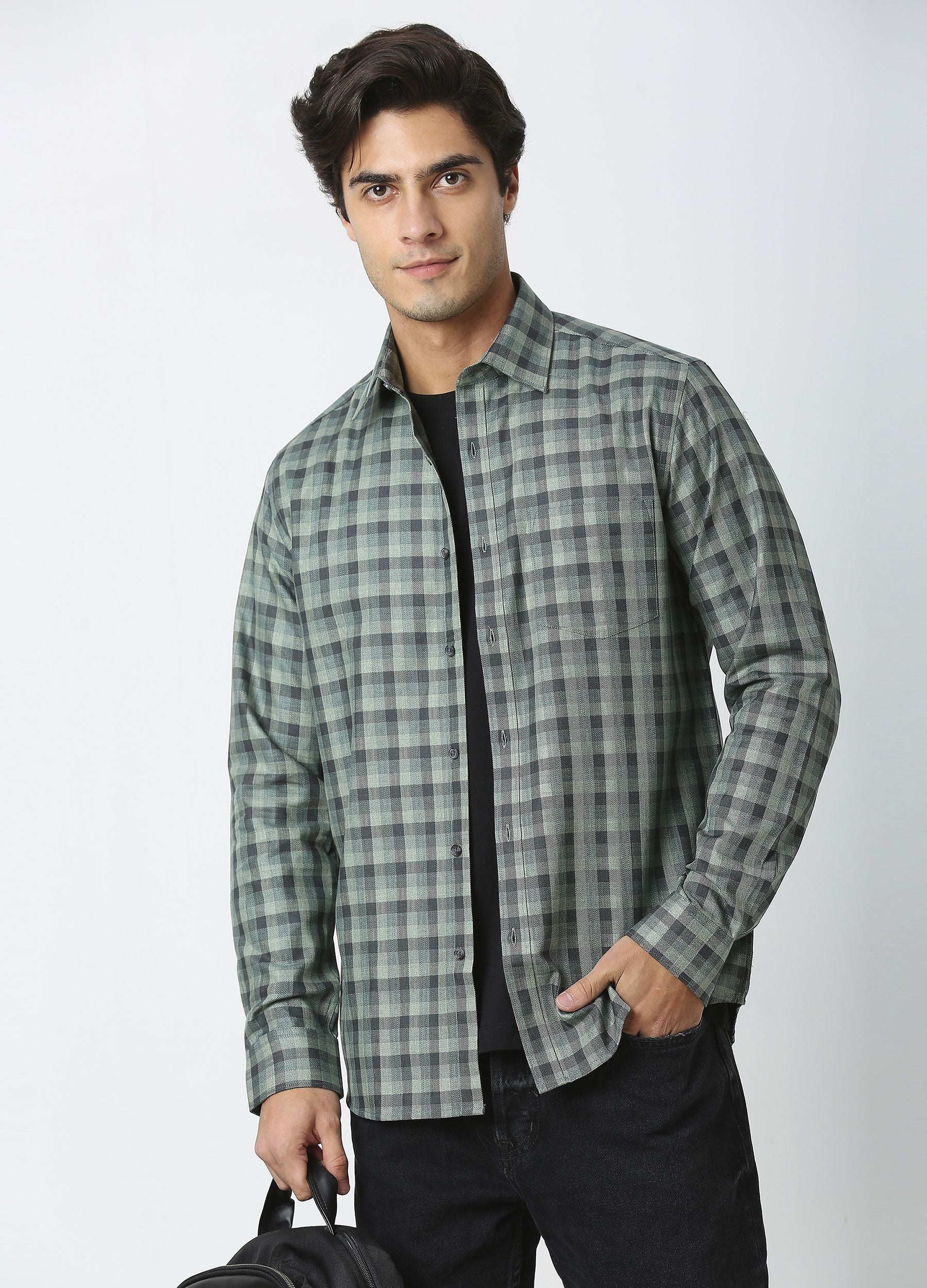 Casual Point Collar Giza Cotton Herringbone Melange Checks Shirt - Green