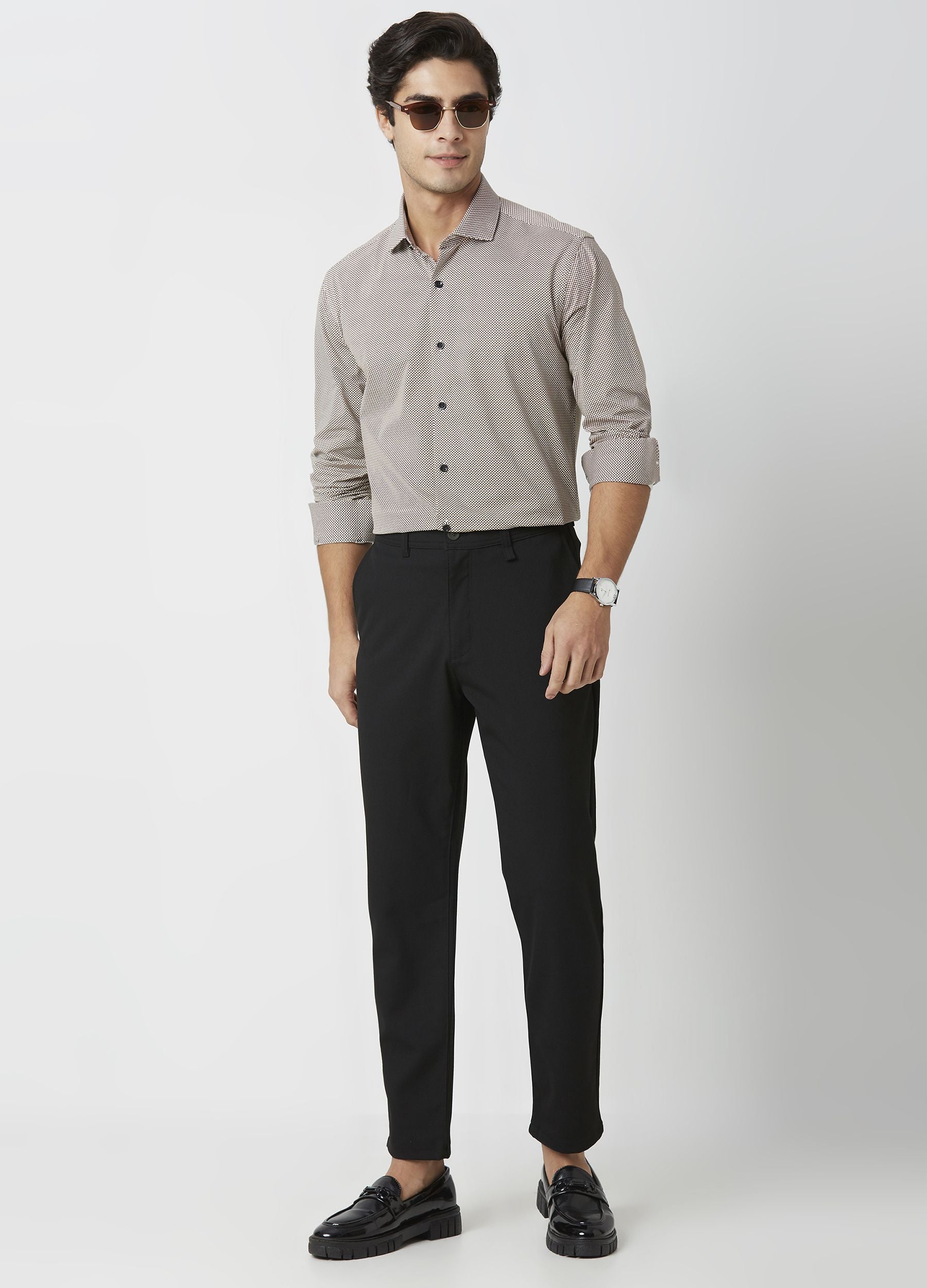 Uchiwa Yolk: Cutaway Collar Print Knit Shirt