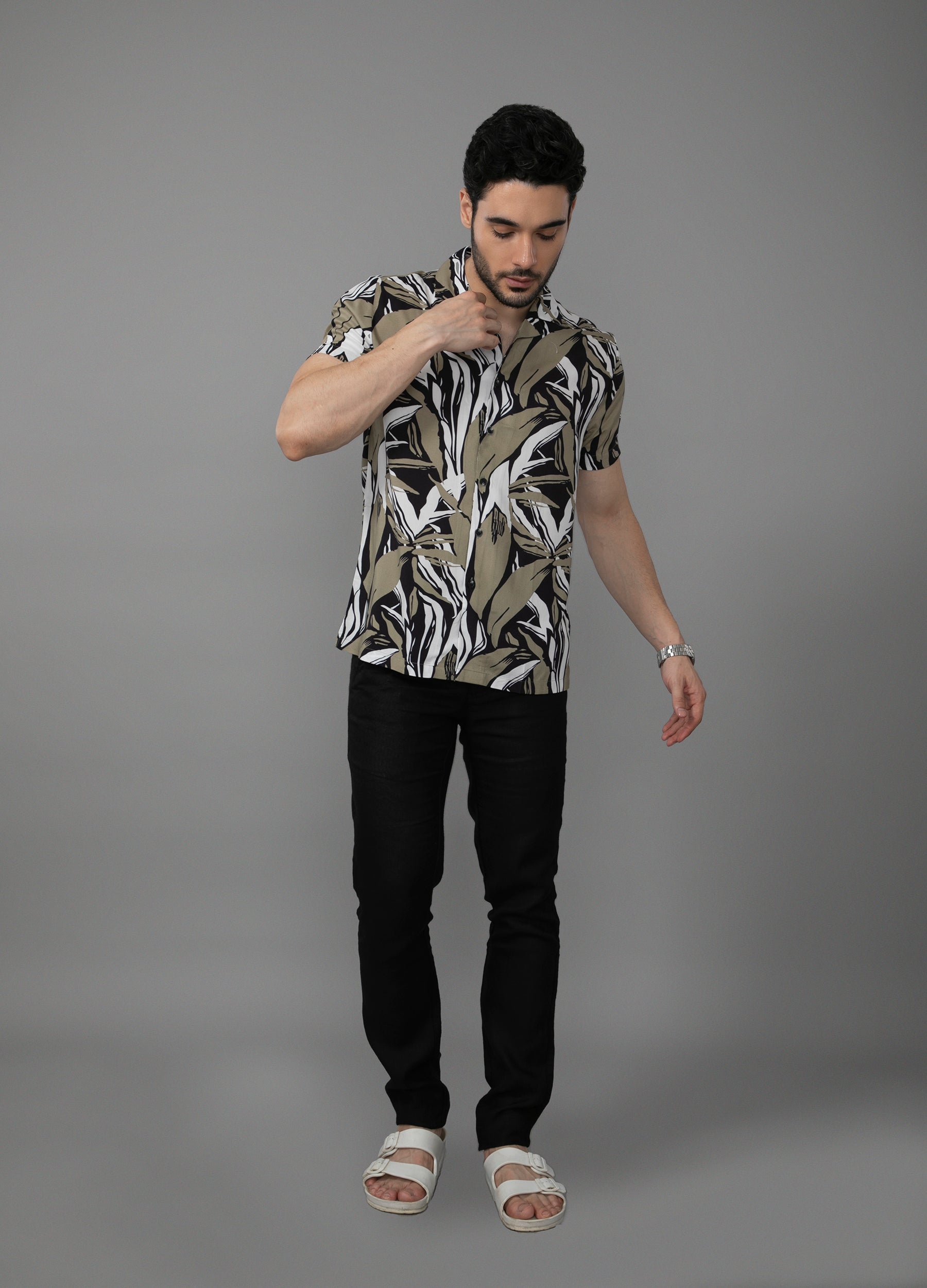 Grass strokes: Camp Collar Bold Grass Stroke Print Shirt - Black