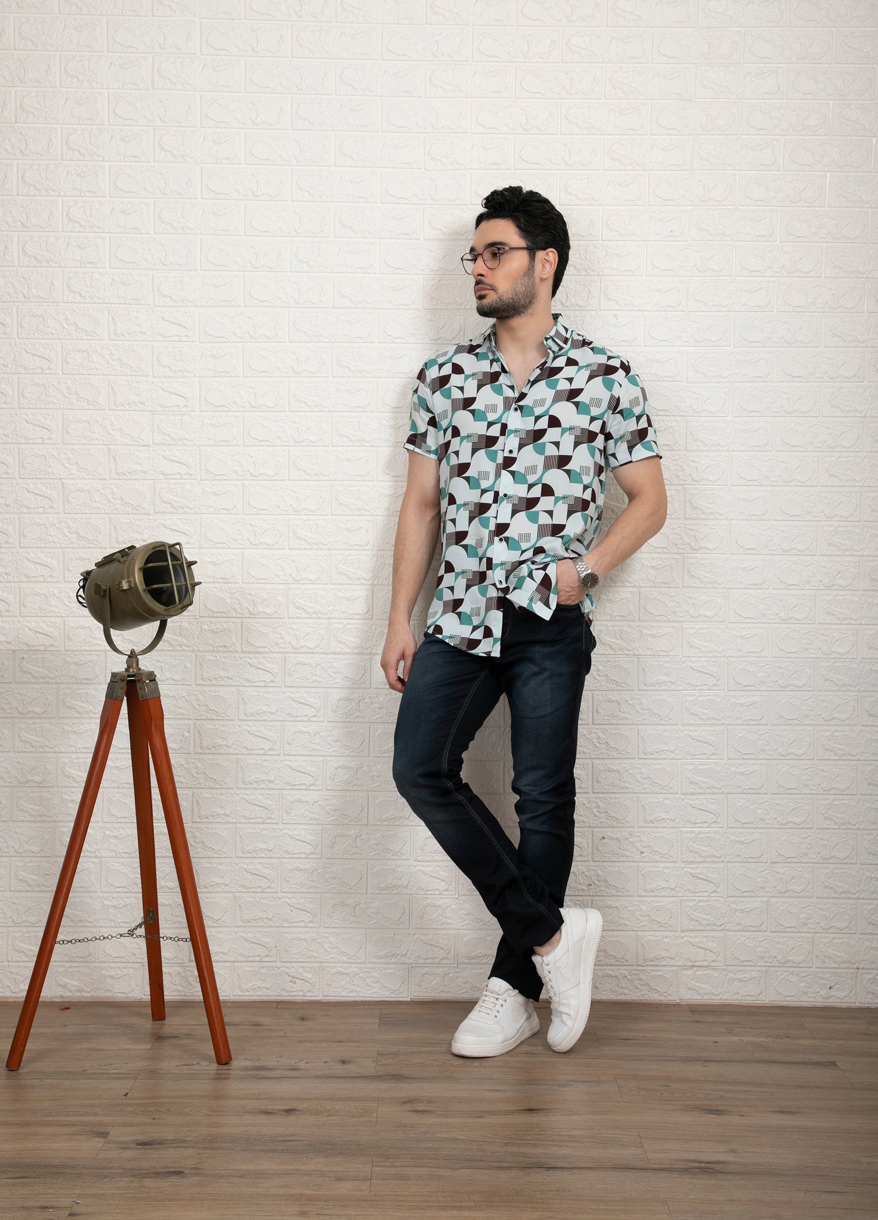 Geom Wheel: Flat Collar Green Scale Print Short Sleeves Shirt - Greens