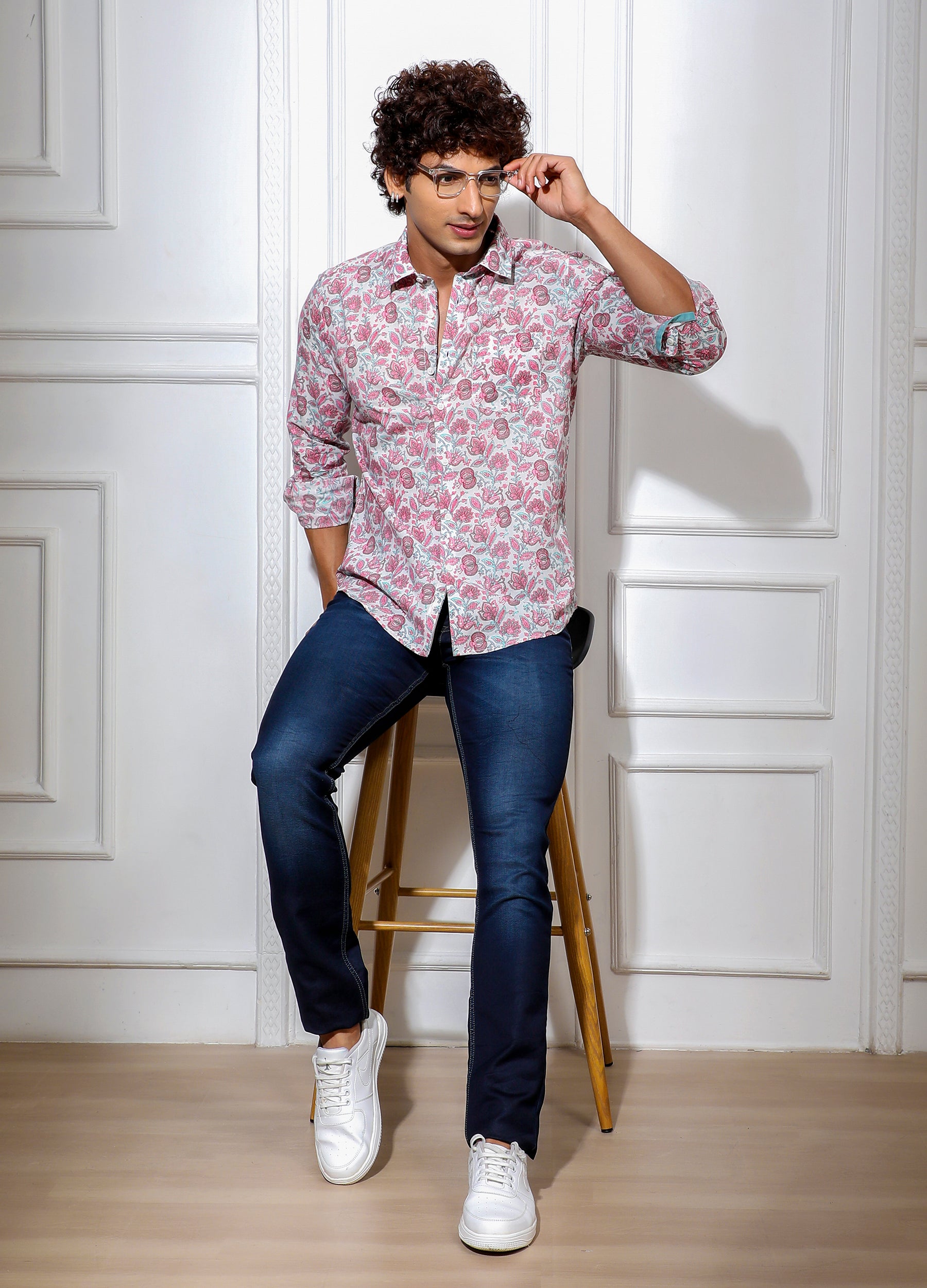 Gulab: Flat Collar Floral Print Shirt - Pink
