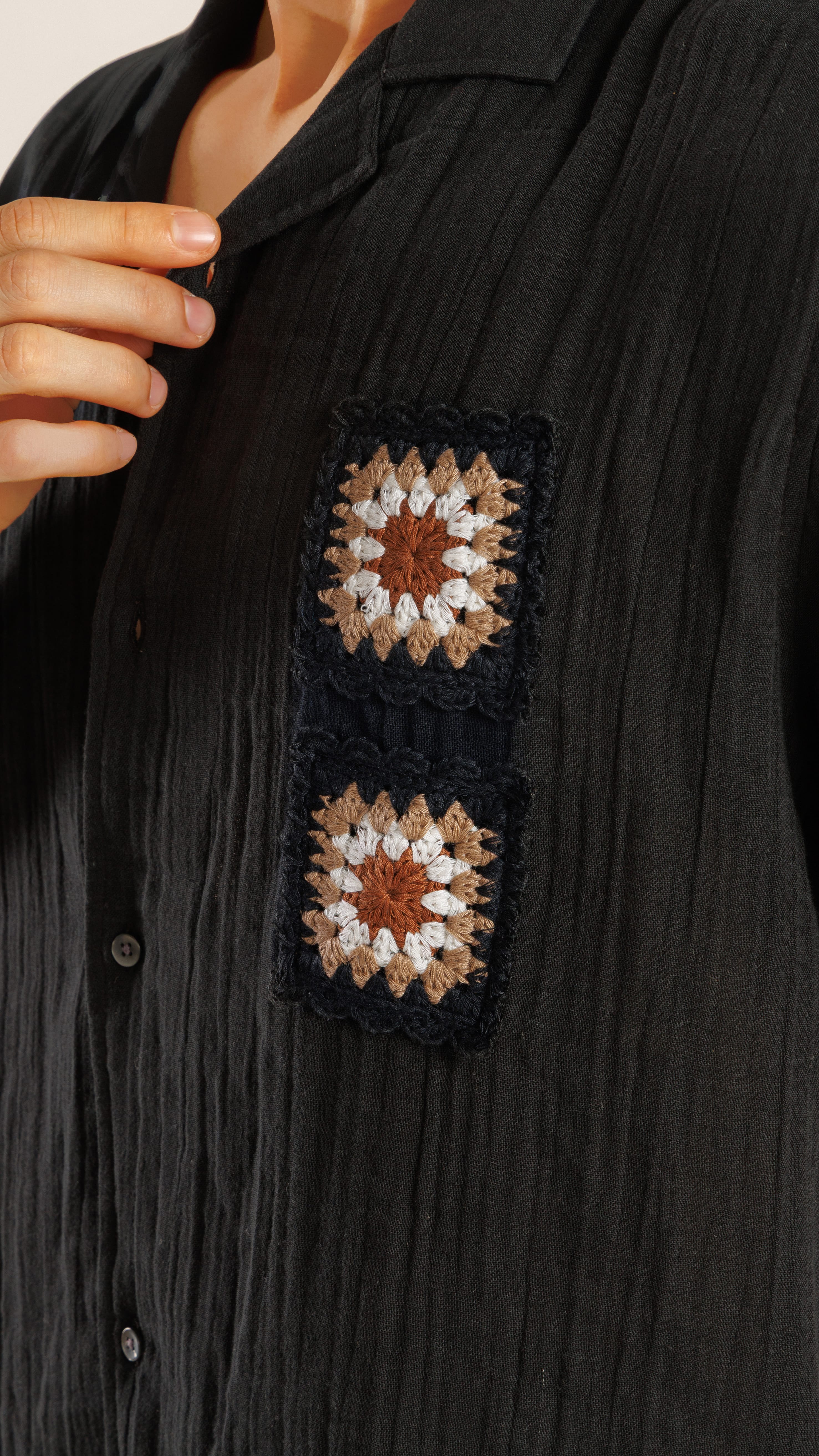 Resort half Sleeve Trois Shirt Black