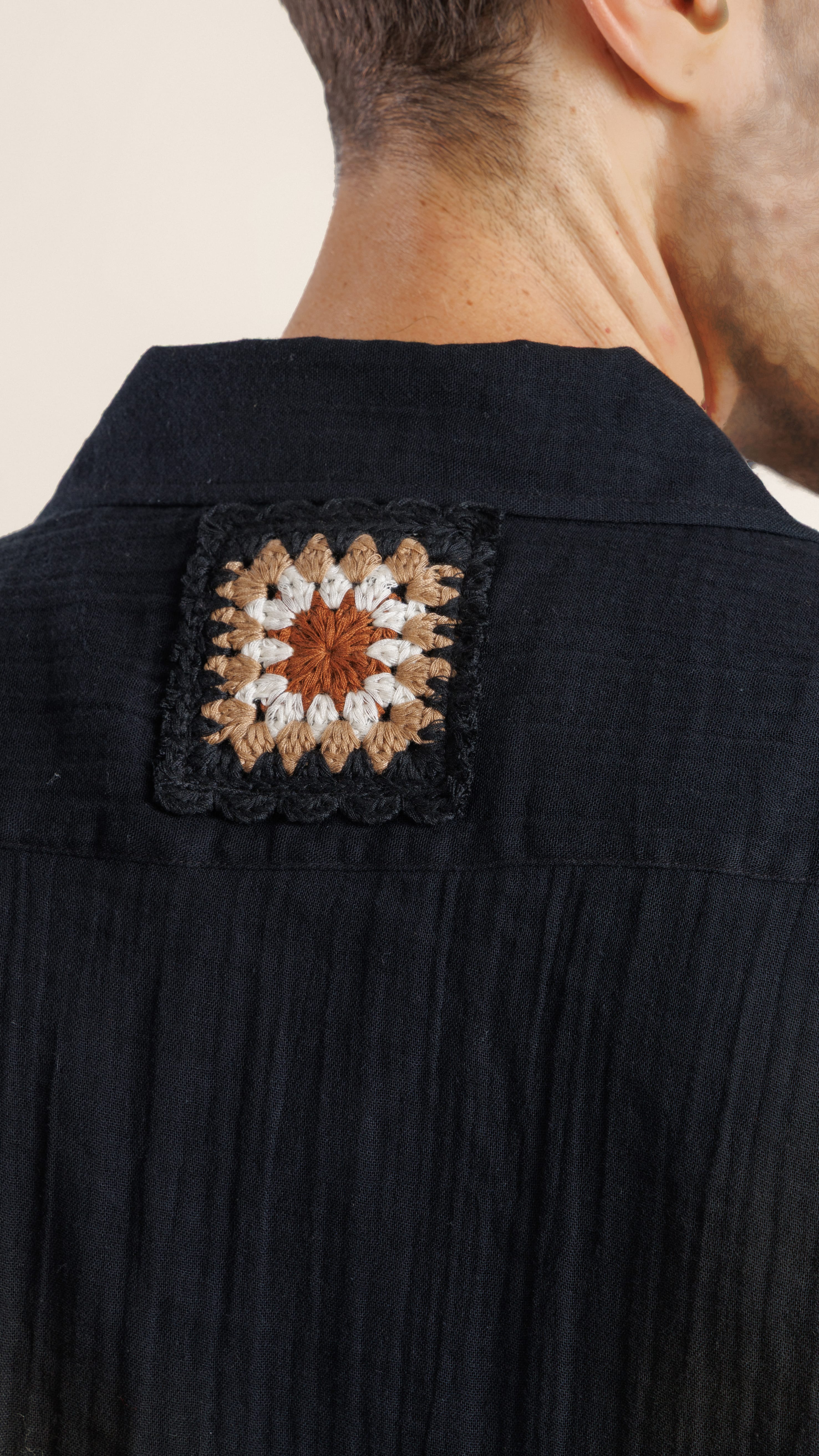 Resort half Sleeve Trois Shirt Black