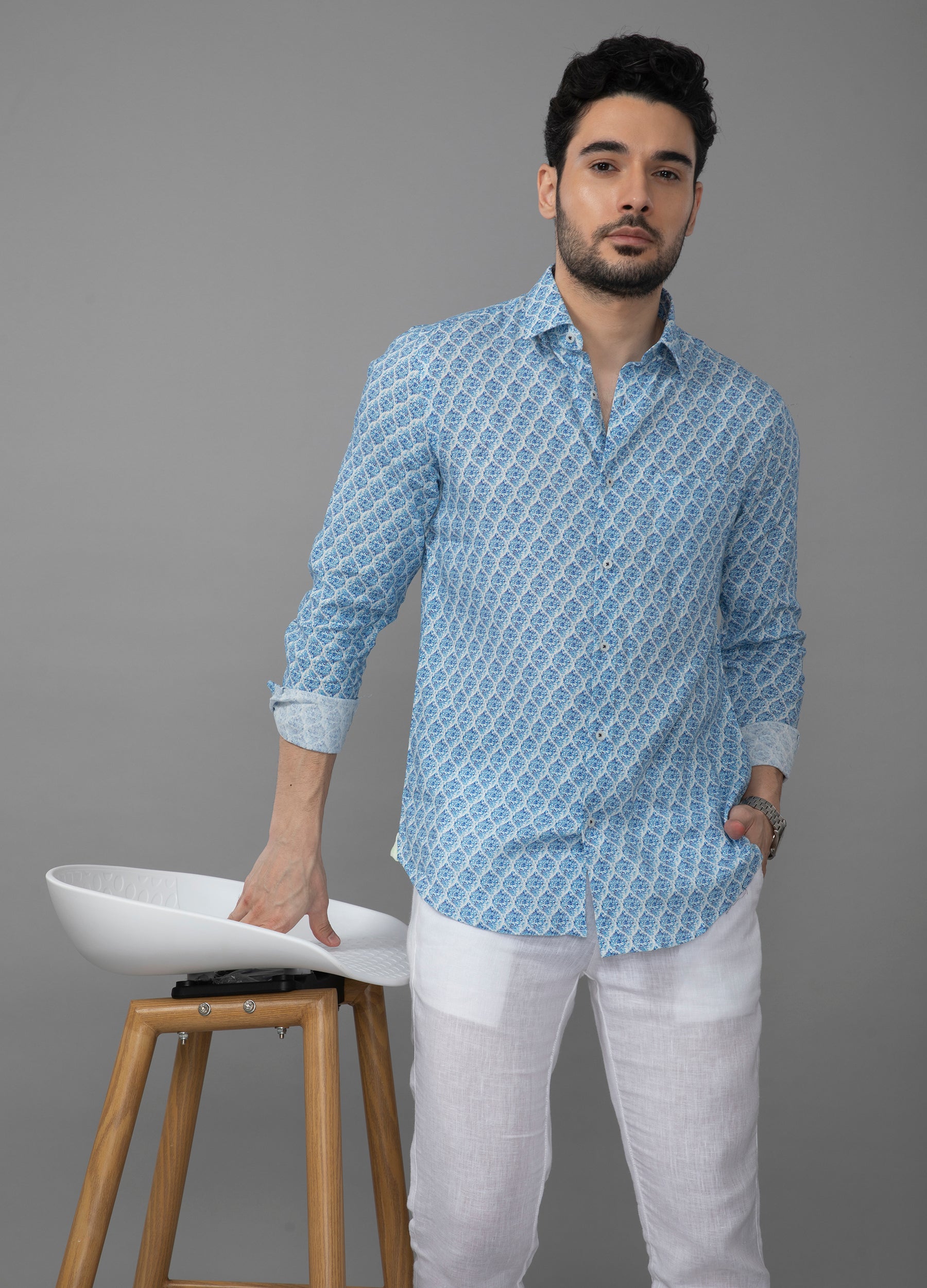 Conch Shell: Point Collar Linen Blend Conch Print Shirt - White & Sky Blue Design