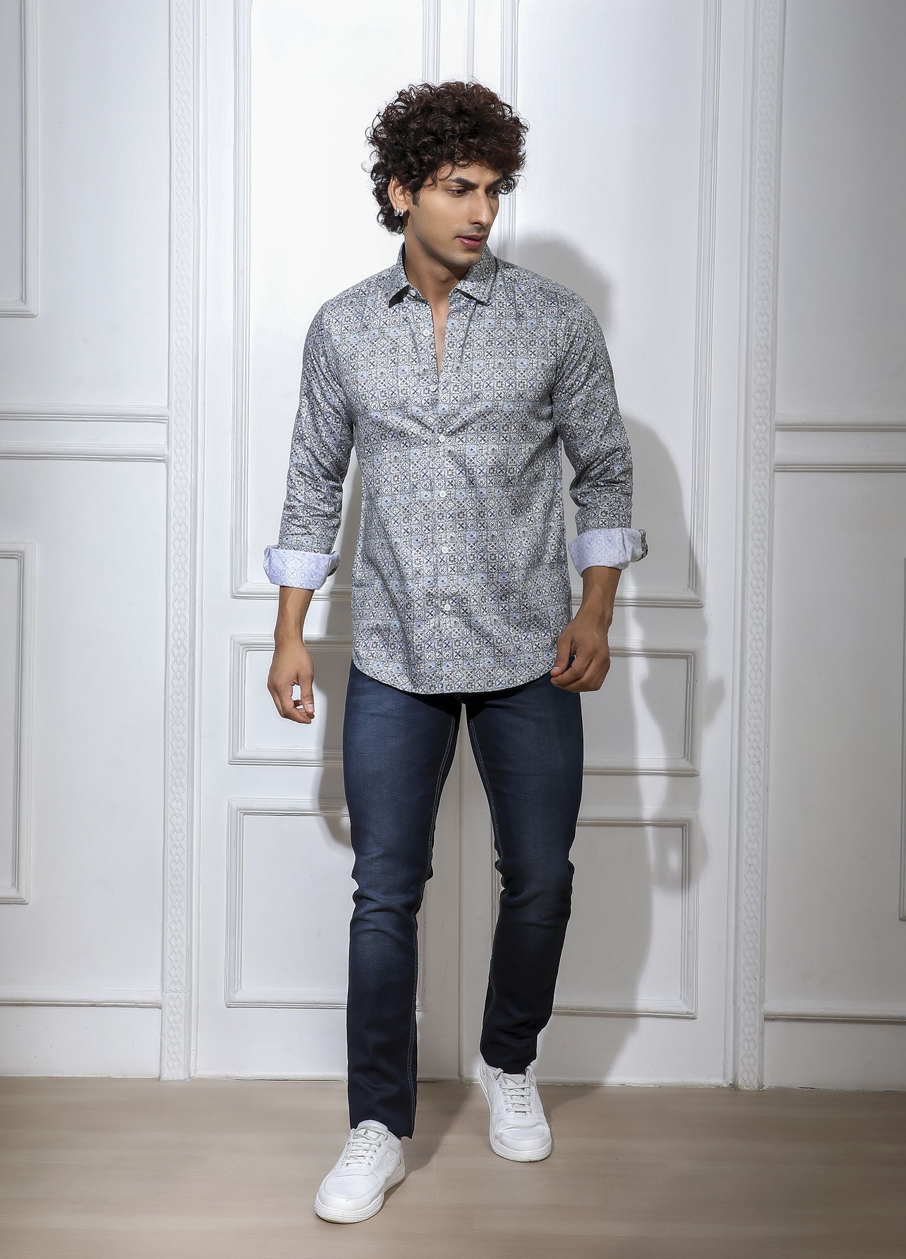 Leon: Satin Italian Print Shirt - Grey